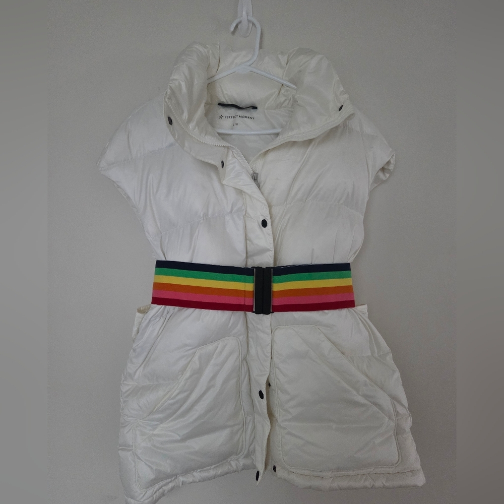Perfect Moment oversized Snow White Puffer Vest with 2 belt options